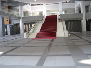 県庁階段.JPG