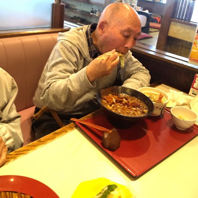 外食へすぎのや本陣さんに行ってきました。
5月12日～17日の6日間を予定しており
今回は12日～14日の様子を見ていただこうと思います。
ご利用者様も行ったことのある方も多く懐かしい思い出話も聞かせていただきました。
あと3日ありますので、できる限り多くのご利用者様に参加いただきたいと思っております。

#上河内デイサービスセンター
#上デイ
#社会福祉法人
#正恵会
#福祉
#デイサービス
#宇都宮
#外食
#すぎのや本陣